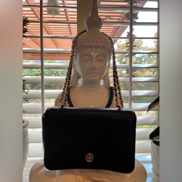 Tory Burch Robinson Pebble Leather Logo Chain Handbag - Picture 2 of 6